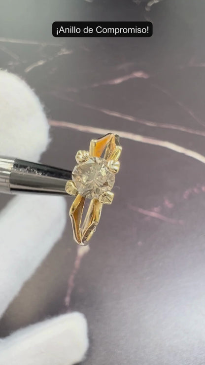 Anillo de Compromiso Oro Amarillo con Diamante Natural Champagne 0.45ct